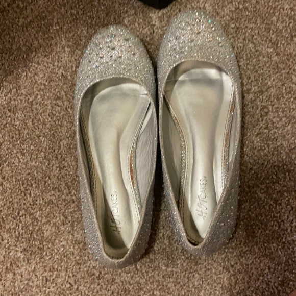 woman's flats - Picture 1 of 1